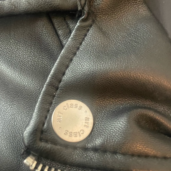 Art Class Faux Leather Jacket - Picture 3 of 3